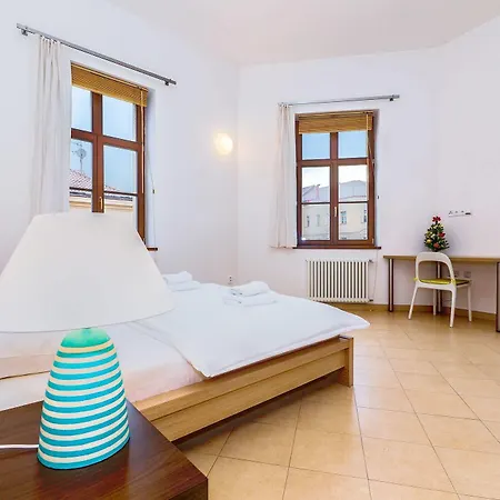 Apartamento Ginosi Elema Apartel *