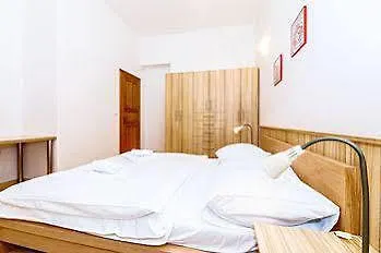 Apartamento Ginosi Elema Apartel *